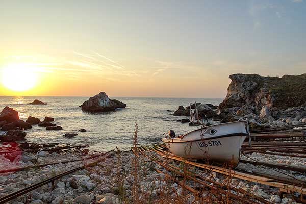 Изгрев, село Тюленово